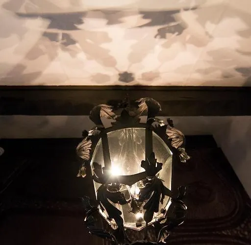 Trash Deluxe Отель