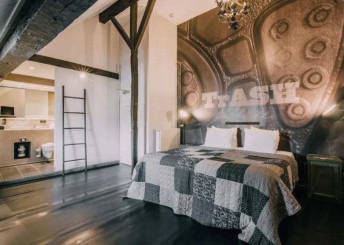 Trash Deluxe Маастрихт