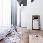 Trash Deluxe Hotel 3*