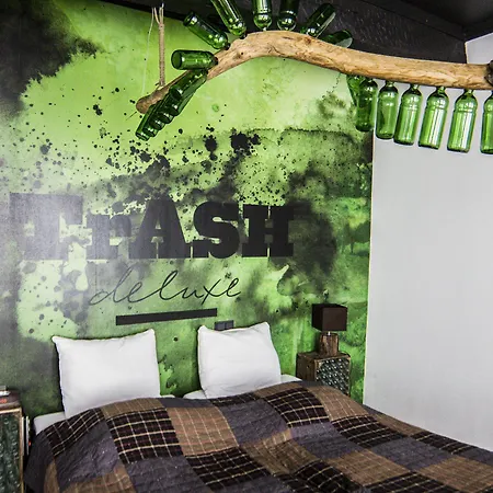 Trash Deluxe Hotel Maastricht