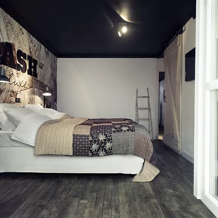 Trash Deluxe 3* Maastricht