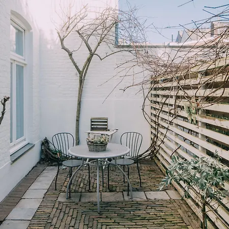 Trash Deluxe فندق ماسترخت