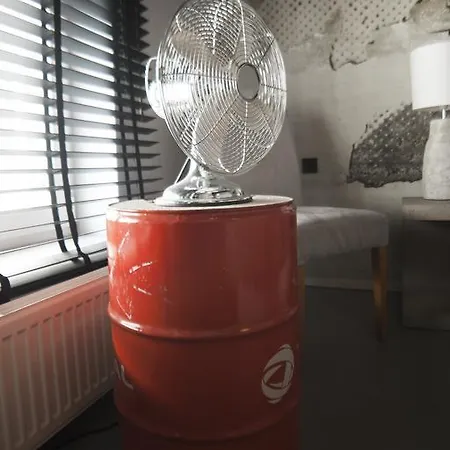 Trash Deluxe 3* Maastricht