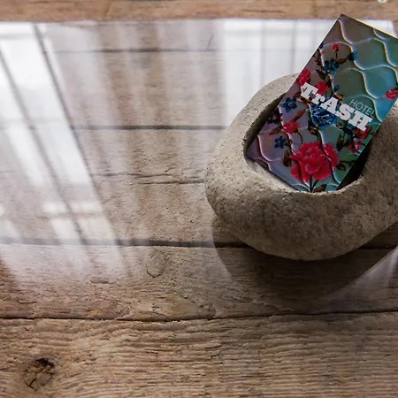 Trash Deluxe 3* Maastricht