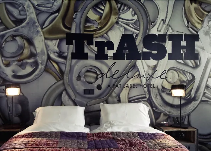 Trash Deluxe 3* Maastricht